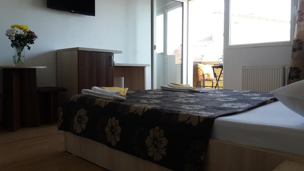 Marynero Otel Navodari Dış mekan fotoğraf